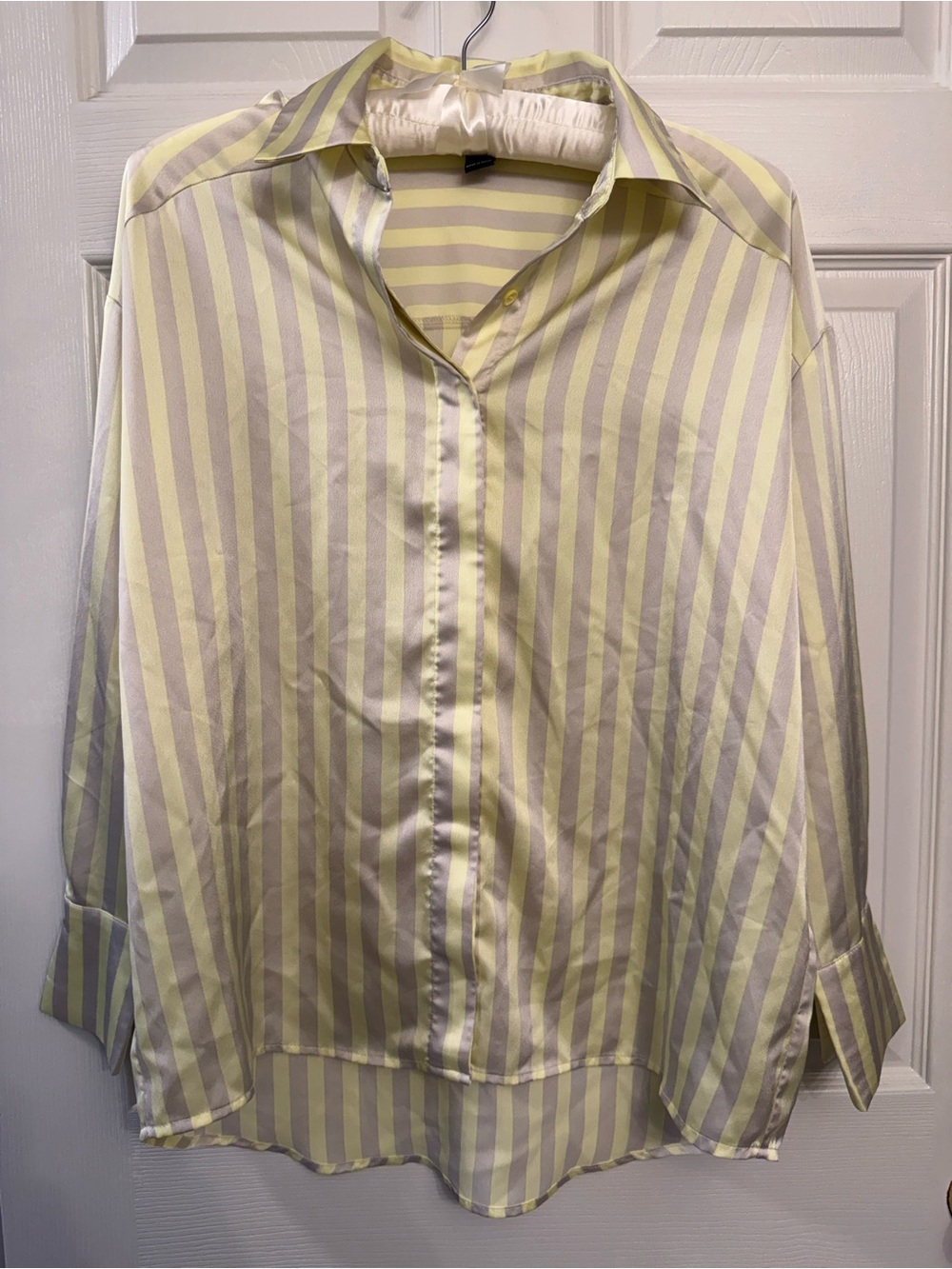 Women’s Forever 21 Striped Button Down